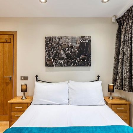 Tower Bridge 2Br Apartment For 6 With Terrace Londen Buitenkant foto