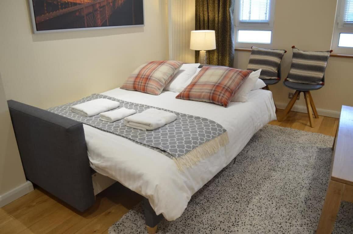 Tower Bridge 2Br Apartment For 6 With Terrace Londen Buitenkant foto