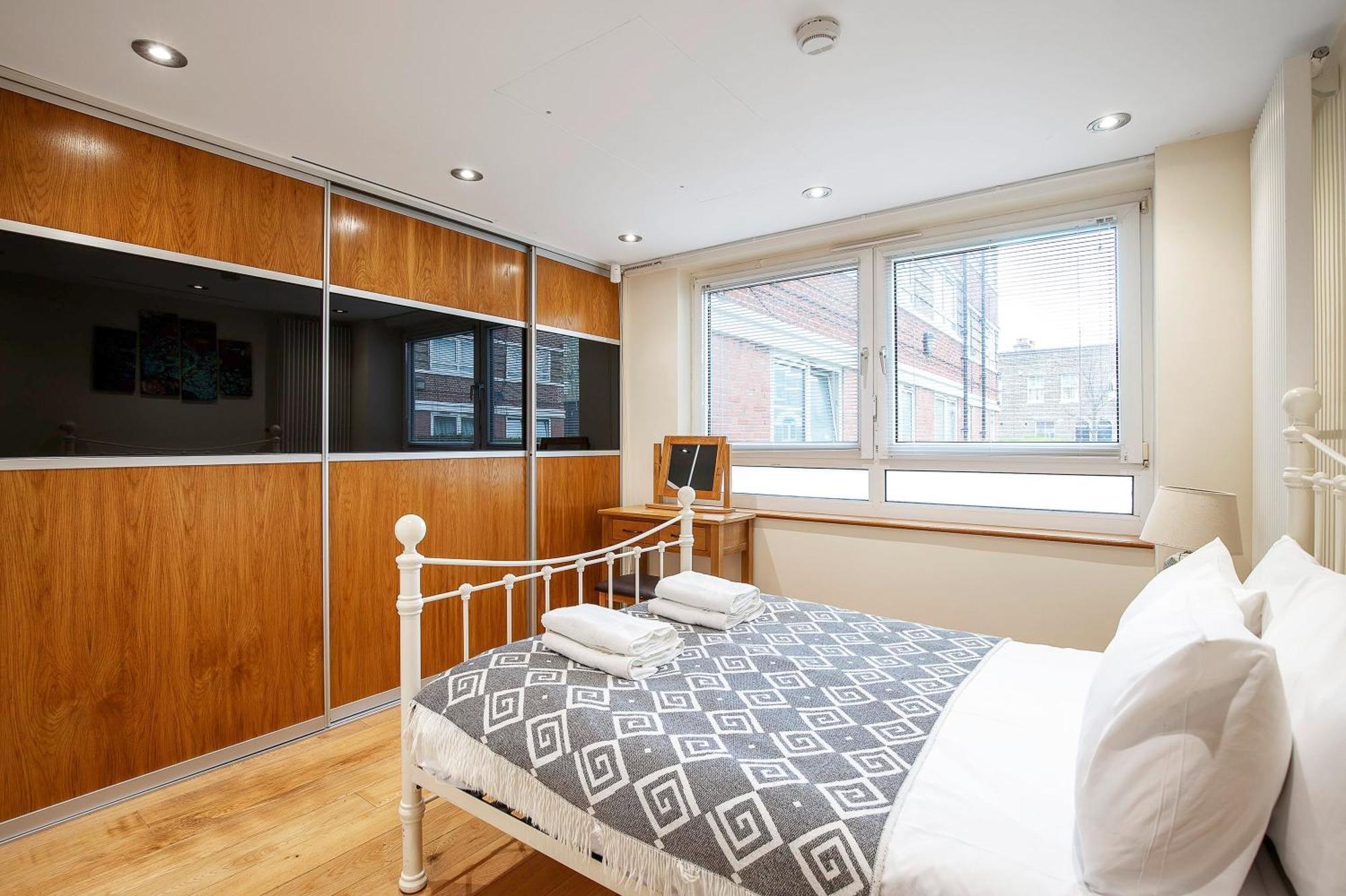 Tower Bridge 2Br Apartment For 6 With Terrace Londen Buitenkant foto